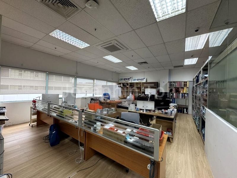 Light Industrial (B1) for Rent: KA Centre - Image 3