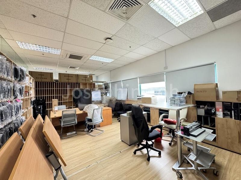 Light Industrial (B1) for Rent: KA Centre - Image 2