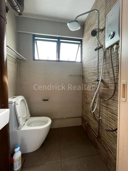 3 Room (3A) HDB for Rent in  140 Yishun Ring Road - Image 5