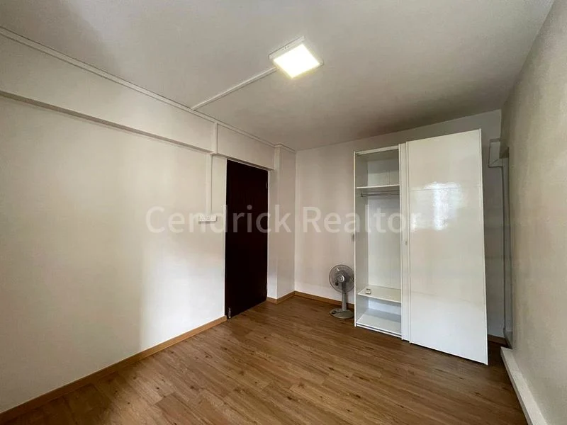 3 Room (3A) HDB for Rent in  140 Yishun Ring Road - Image 6