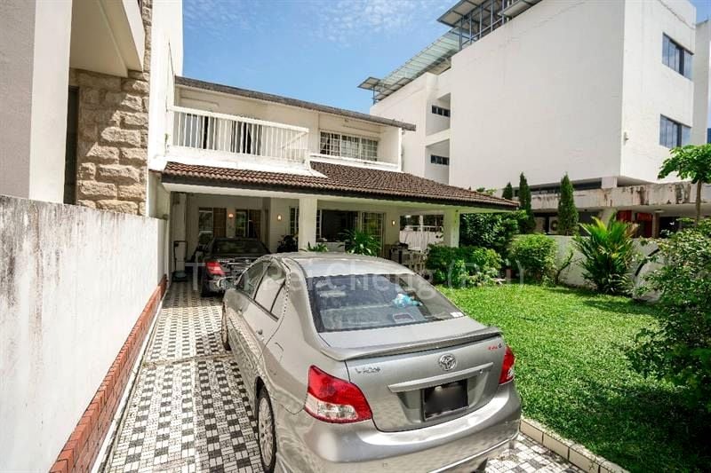 4 Bed Semi-Detached House (Landed) for Sale in  Picardy Gardens - Image 6