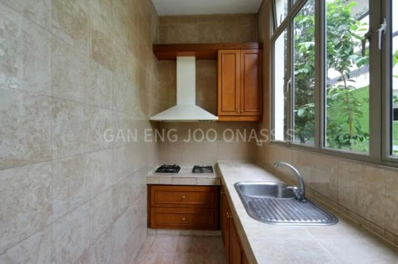6 Bed Bungalow (Landed) for Rent in  Villas Holland - Image 1
