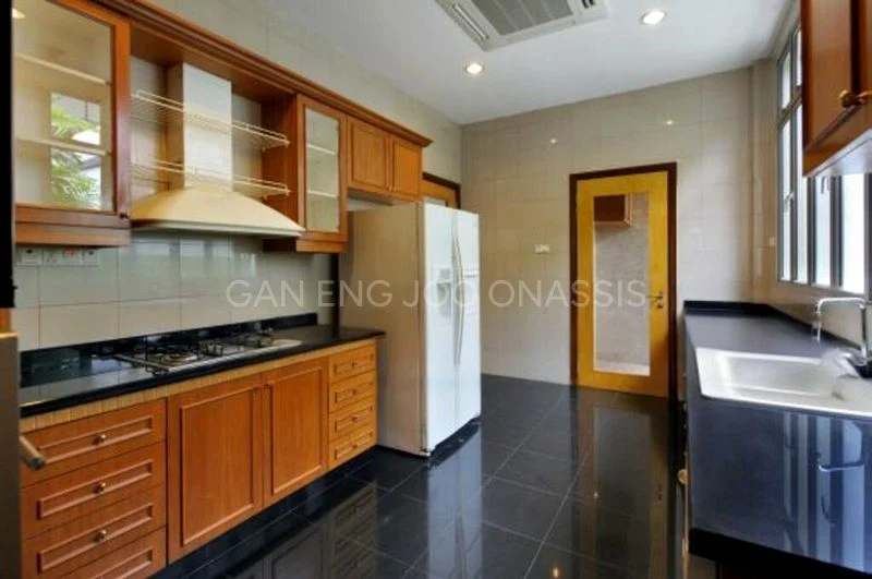 6 Bed Bungalow (Landed) for Rent in  Villas Holland - Image 4