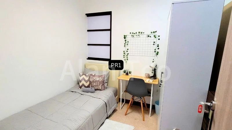 Common Room (Condo) for Rent in  Lakeholmz - Image 9