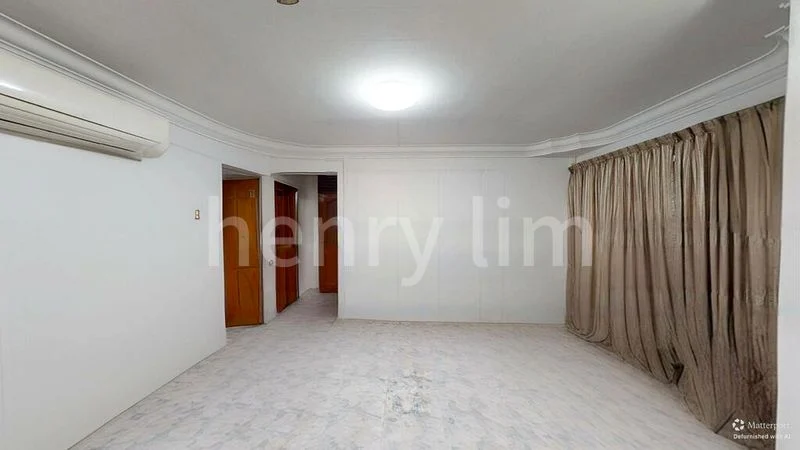 4 Room (4A) HDB for Sale in  891 Tampines Avenue 8 - Image 2