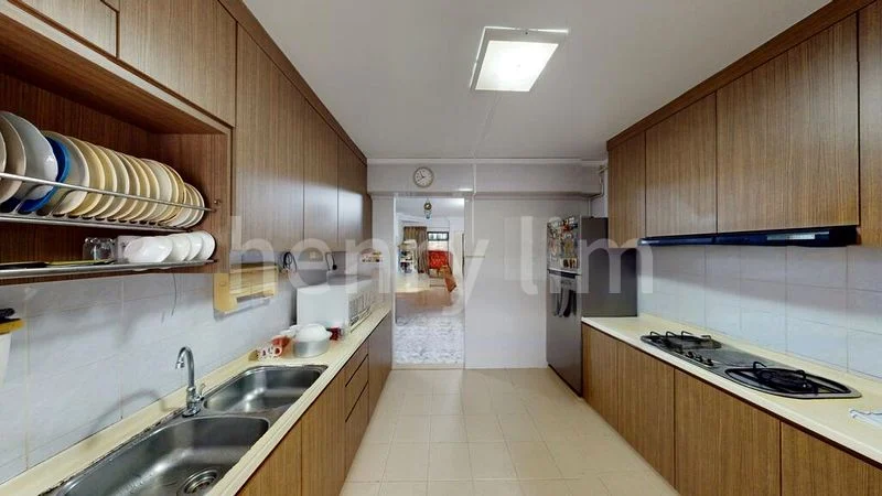 4 Room (4A) HDB for Sale in  891 Tampines Avenue 8 - Image 4