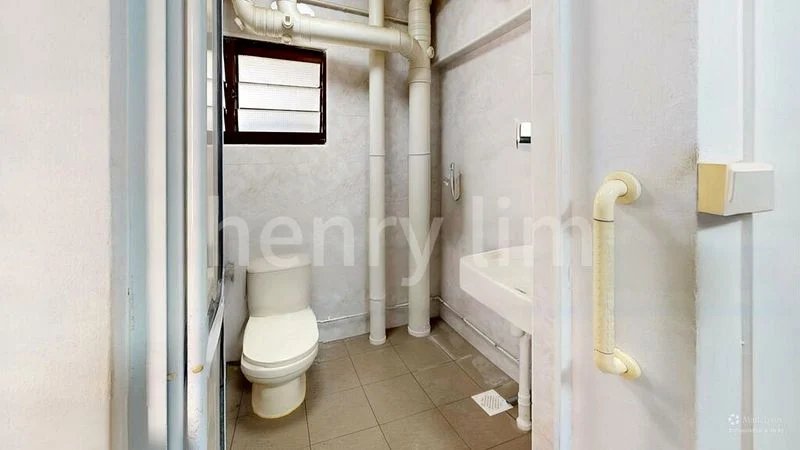 4 Room (4A) HDB for Sale in  891 Tampines Avenue 8 - Image 10