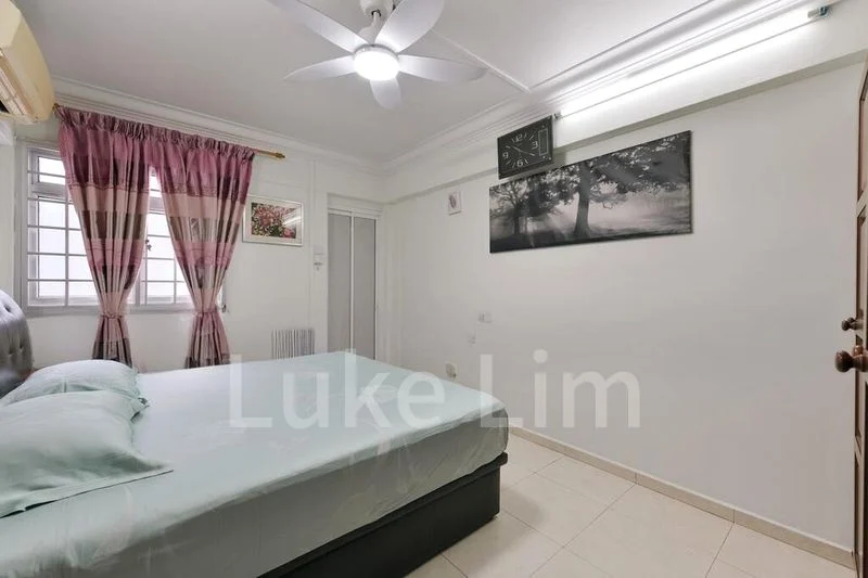 4 Room (4NG) HDB for Sale in  349 Clementi Avenue 2 - Image 4