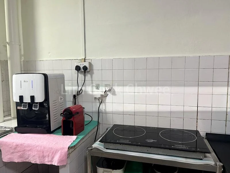 Common Room (HDB) for Rent in  142 Lorong Ah Soo - Image 4