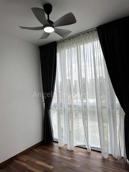 2 Bed Condo for Rent in  Hyll on Holland - Image 7