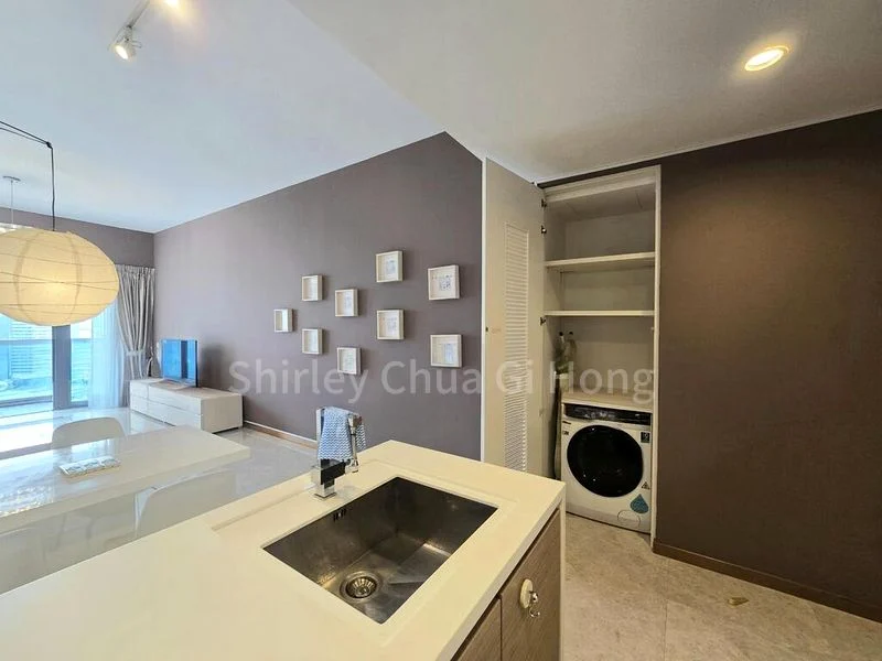 2 Bed Condo for Rent in  Marina Bay Residences - Image 11