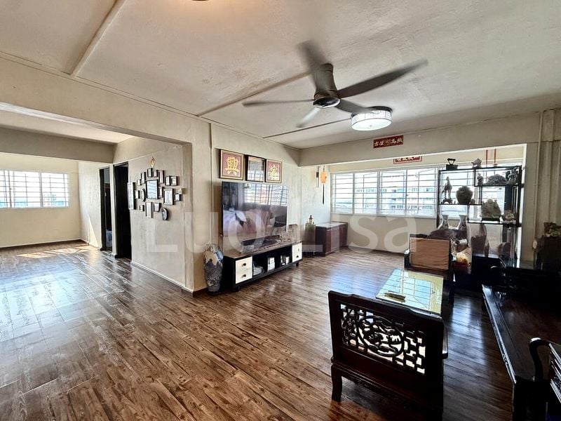 5 Room (5I) HDB for Sale in  437 Ang Mo Kio Avenue 10 - Image 11