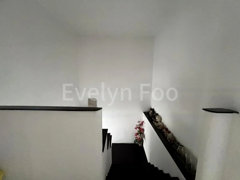 Maisonette HDB for Sale in  352 Yishun Ring Road - Image 6
