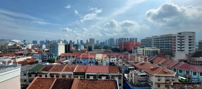 1 Bed Condo for Sale in  Sims Avenue - Image 5