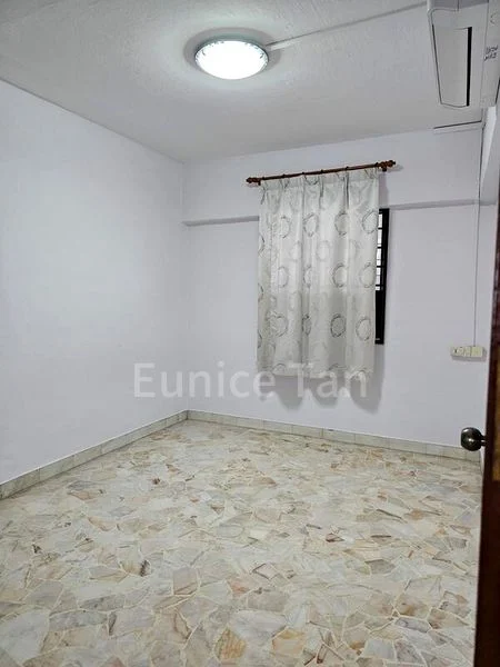 3 Room (3NG) HDB for Rent in  371 Clementi Avenue 4 - Image 1