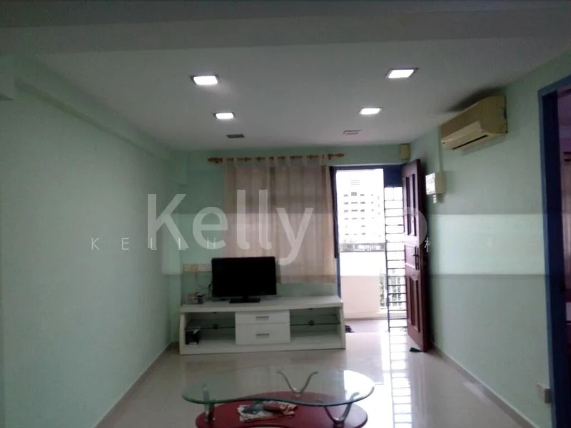 3 Room (3I) HDB for Rent in  77 Lorong Limau - Image 1