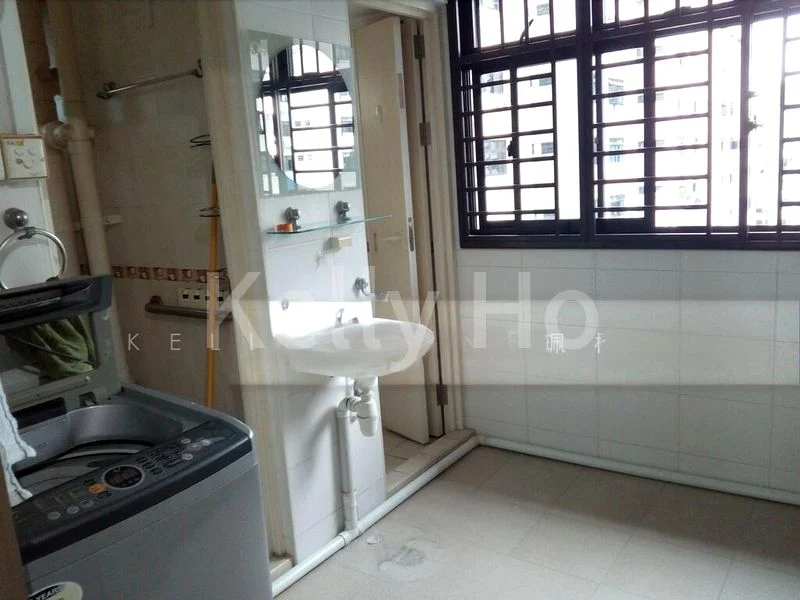 3 Room (3I) HDB for Rent in  77 Lorong Limau - Image 6