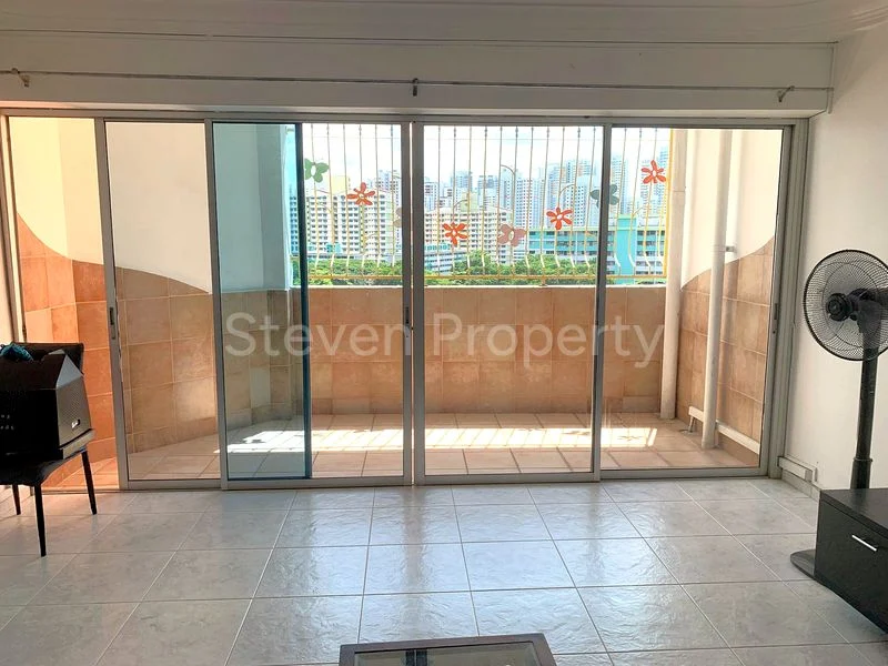 5 Room (5A) HDB for Rent in  115 Bukit Purmei Road - Image 2