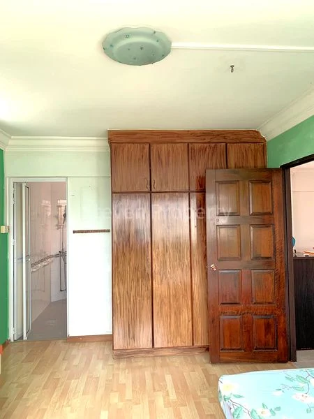 5 Room (5A) HDB for Rent in  115 Bukit Purmei Road - Image 6