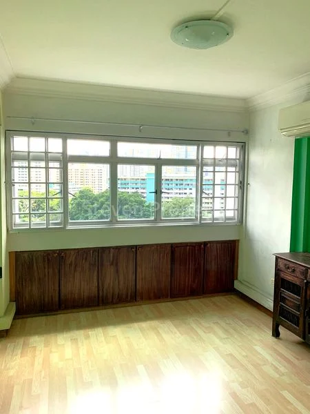 5 Room (5A) HDB for Rent in  115 Bukit Purmei Road - Image 7