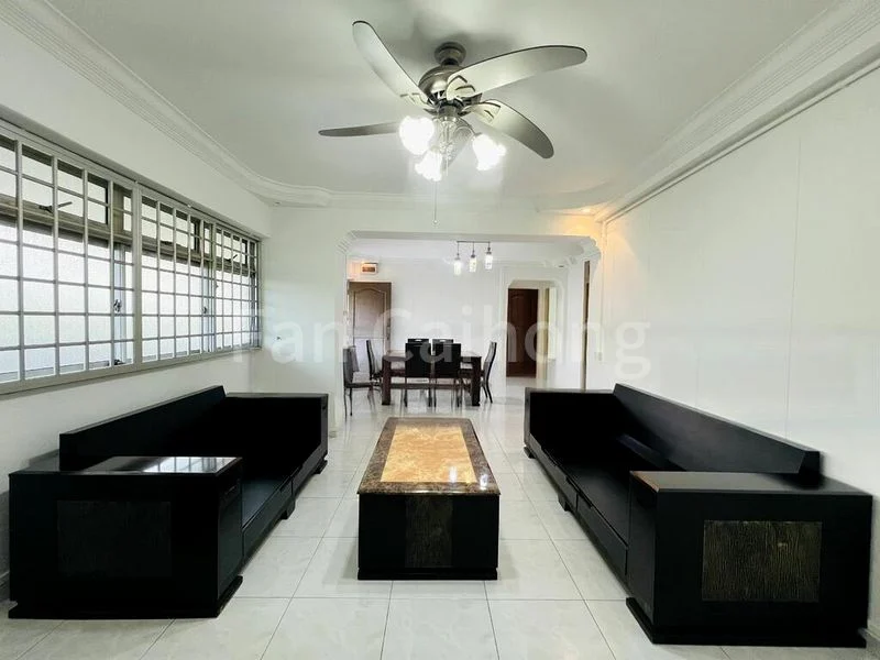 4 Room (4A) HDB for Sale in  339 Tampines Street 33 - Image 1