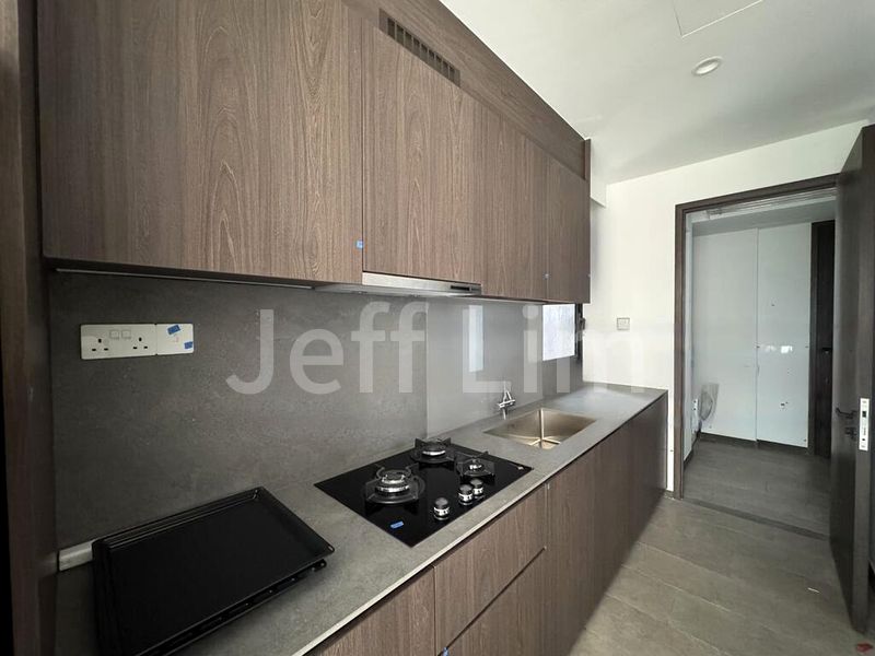 4 Bed Condo for Rent in Midtown Modern - Image 8