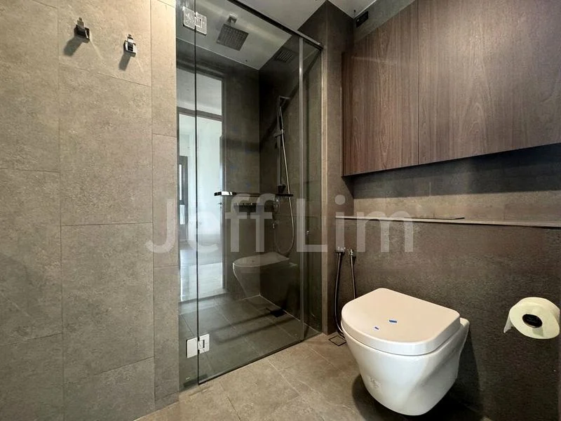 4 Bed Condo for Rent in Midtown Modern - Image 4