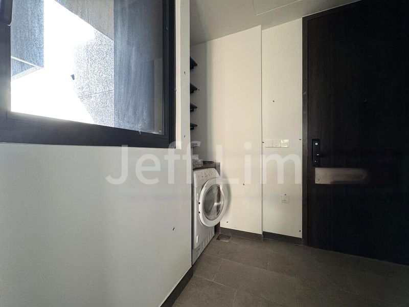 4 Bed Condo for Rent in Midtown Modern - Image 12