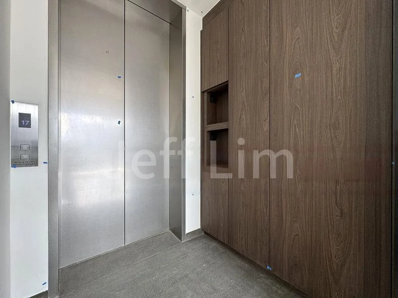 4 Bed Condo for Rent in  Midtown Modern - Image 5