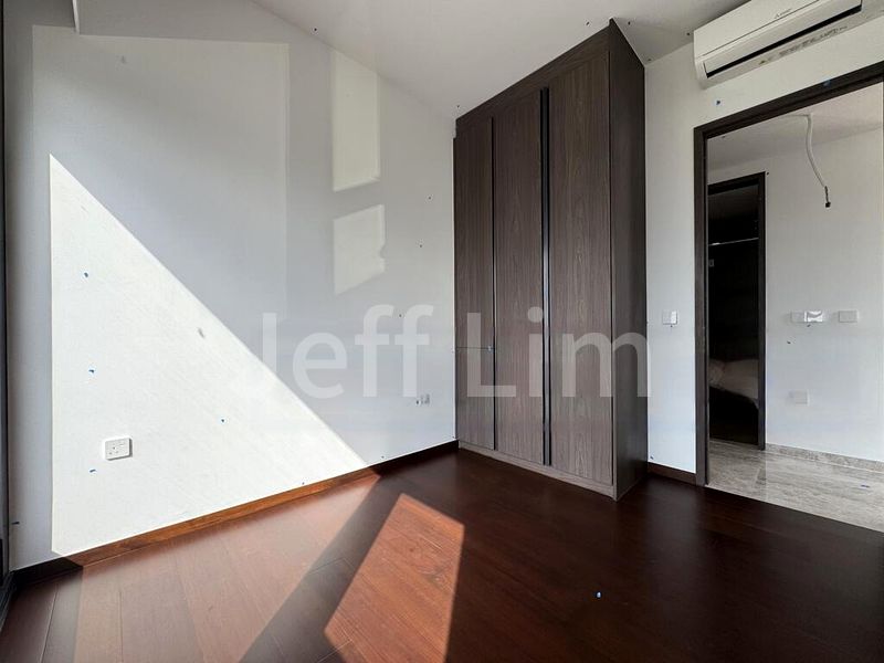 4 Bed Condo for Rent in Midtown Modern - Image 2