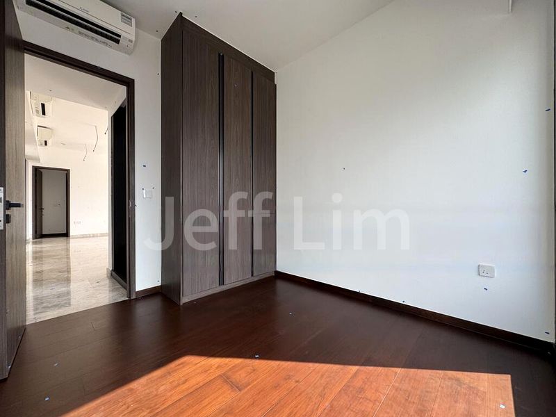 4 Bed Condo for Rent in Midtown Modern - Image 5