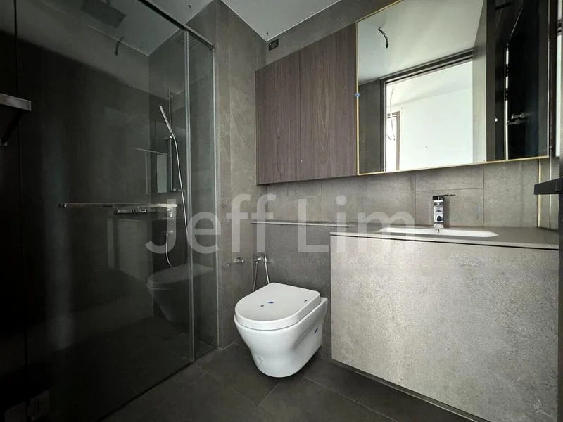 4 Bed Condo for Rent in Midtown Modern - Image 14
