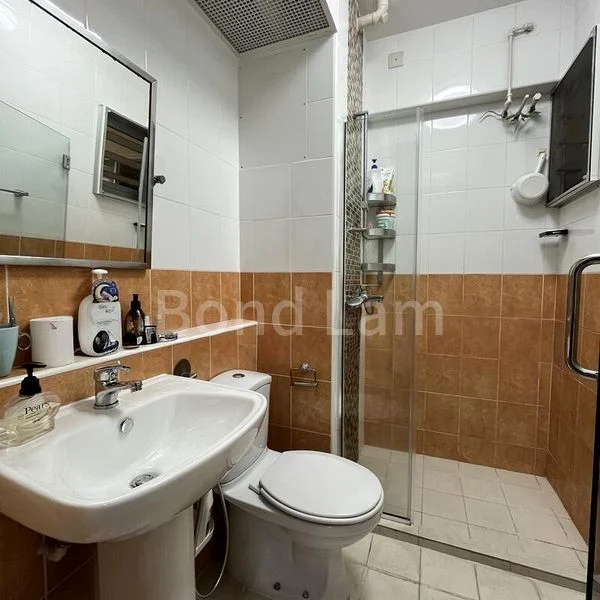 4 Room (4A) HDB for Sale in  62B Strathmore Avenue - Image 5