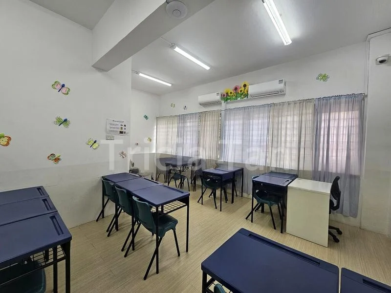 Office for Sale: Boon Liew Building - Image 1