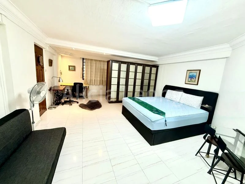 (HDB) for Rent in  633 Yishun Street 61 - Image 3