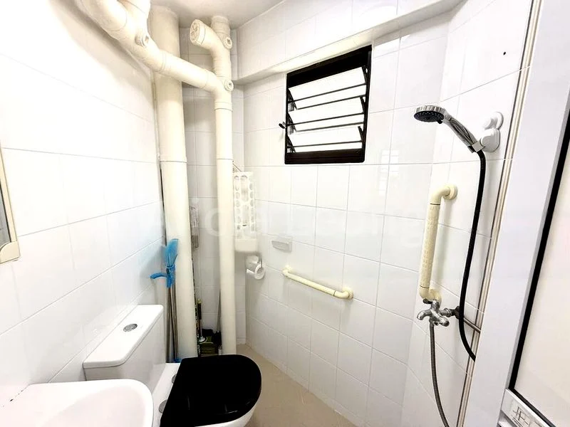 (HDB) for Rent in  633 Yishun Street 61 - Image 11
