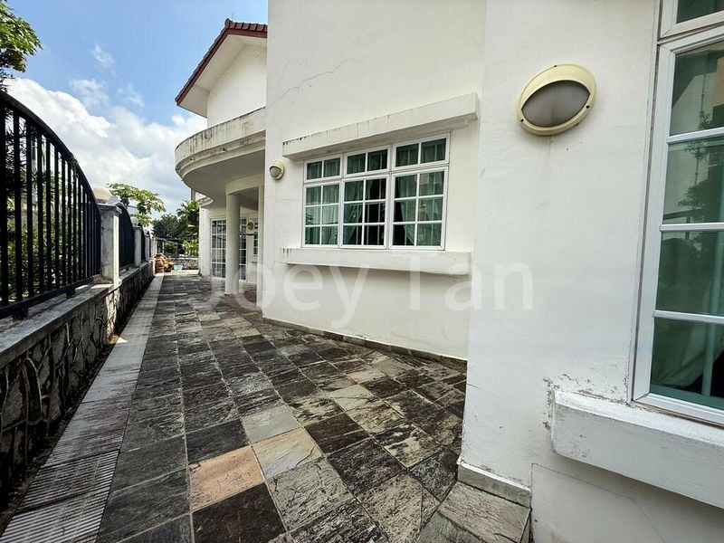 6 Bed Corner Terrace (Landed) for Sale in Golden Hill Estate - Image 15