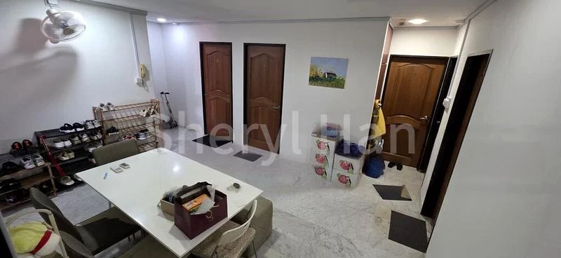 Common Room (Condo) for Rent in  Sixth Avenue Centre - Image 5