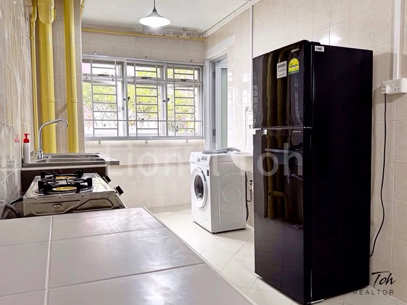 4 Room (4NG) HDB for Rent in  108 Yishun Ring Road - Image 4