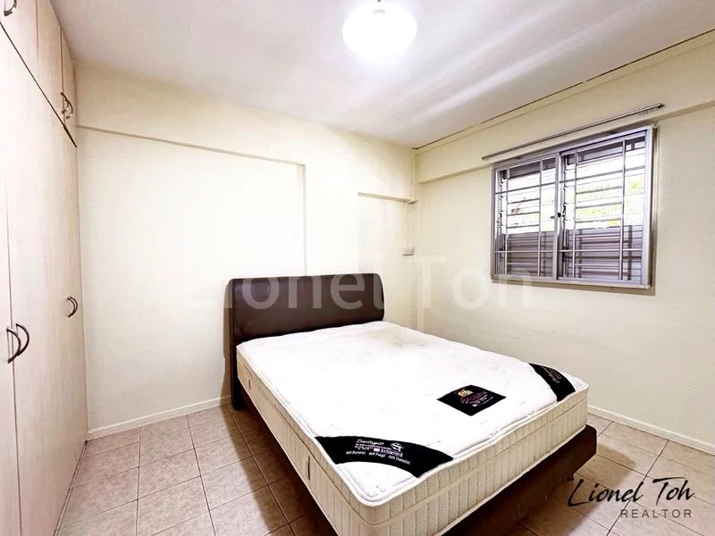 4 Room (4NG) HDB for Rent in  108 Yishun Ring Road - Image 8