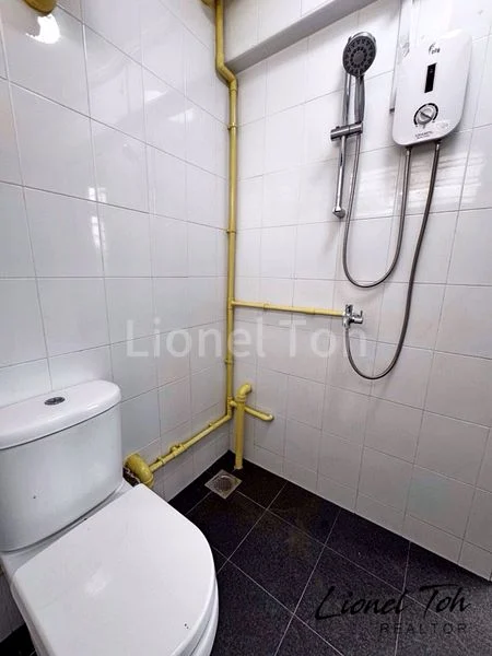 4 Room (4NG) HDB for Rent in  108 Yishun Ring Road - Image 10