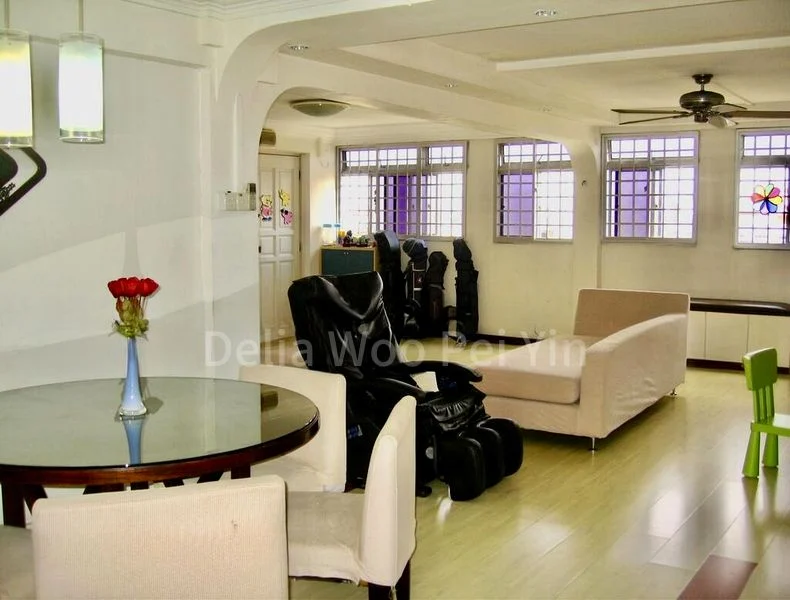 5 Room (5A) HDB for Rent in 10 Jalan Batu - Image 3