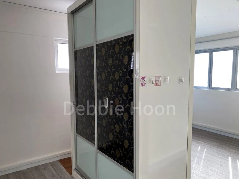 5 Room (5I) HDB for Rent in  431 Ang Mo Kio Avenue 10 - Image 8