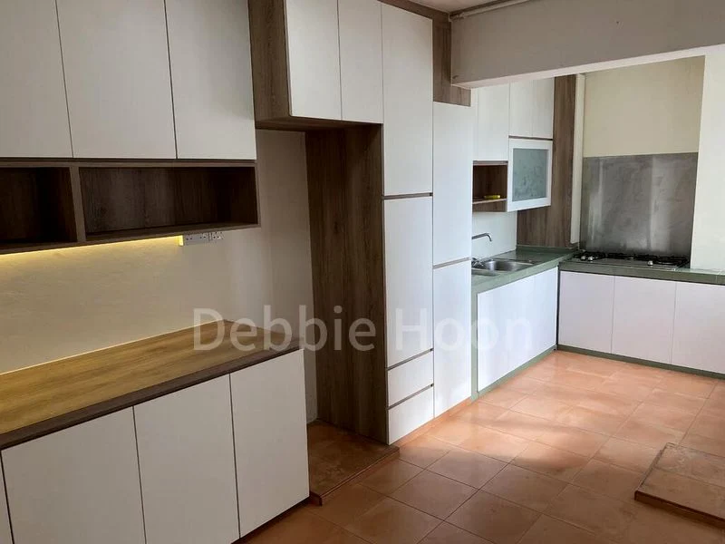 5 Room (5I) HDB for Rent in  431 Ang Mo Kio Avenue 10 - Image 4