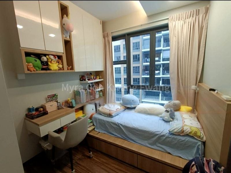 Common Room (Condo) for Rent in  The Brownstone - Image 1