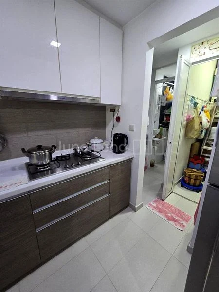 3 Bed Executive Condo for Sale in  The Rainforest - Image 7