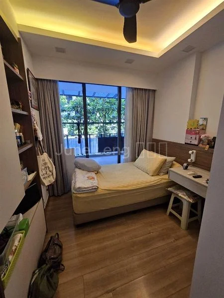 3 Bed Executive Condo for Sale in  The Rainforest - Image 5