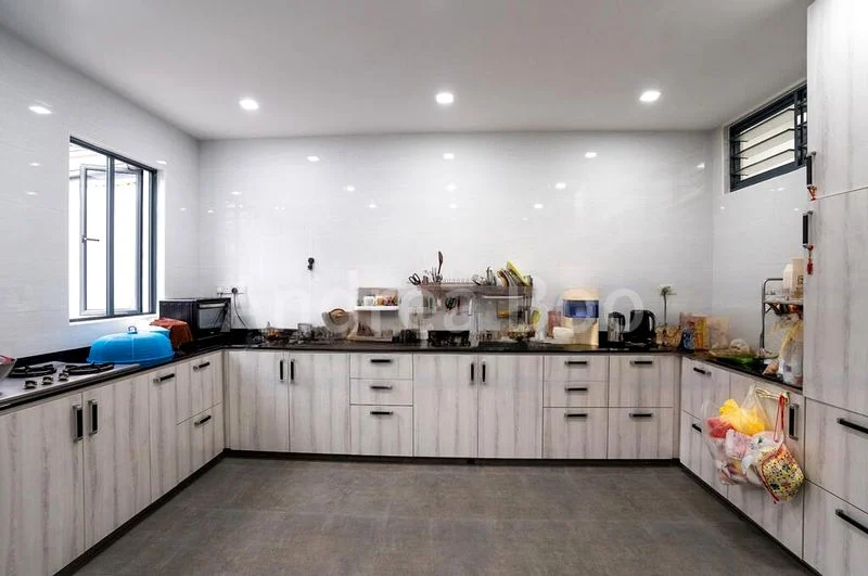 4 Bed Terraced House (Landed) for Sale in  Lorong L Telok Kurau - Image 1