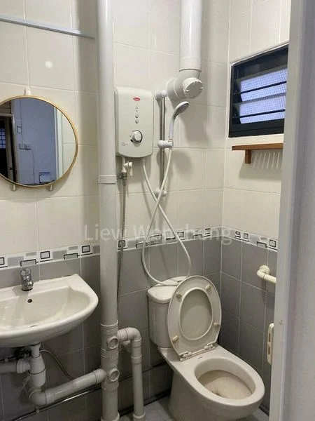 3 Room (3NG) HDB for Sale in  213 Ang Mo Kio Avenue 3 - Image 5