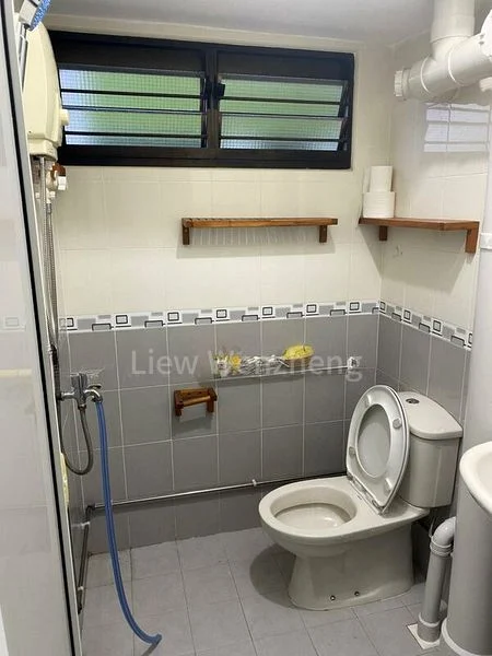 3 Room (3NG) HDB for Sale in  213 Ang Mo Kio Avenue 3 - Image 2